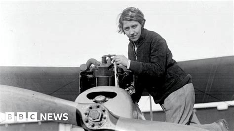 Aviator Amy Johnson: Service marks 75 years since .